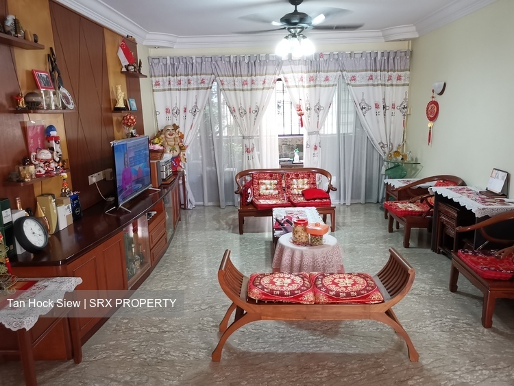 Blk 160 Pasir Ris Street 13 (Pasir Ris), HDB Executive #288870111